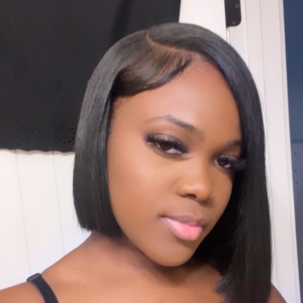 Meet your Posher, Niya